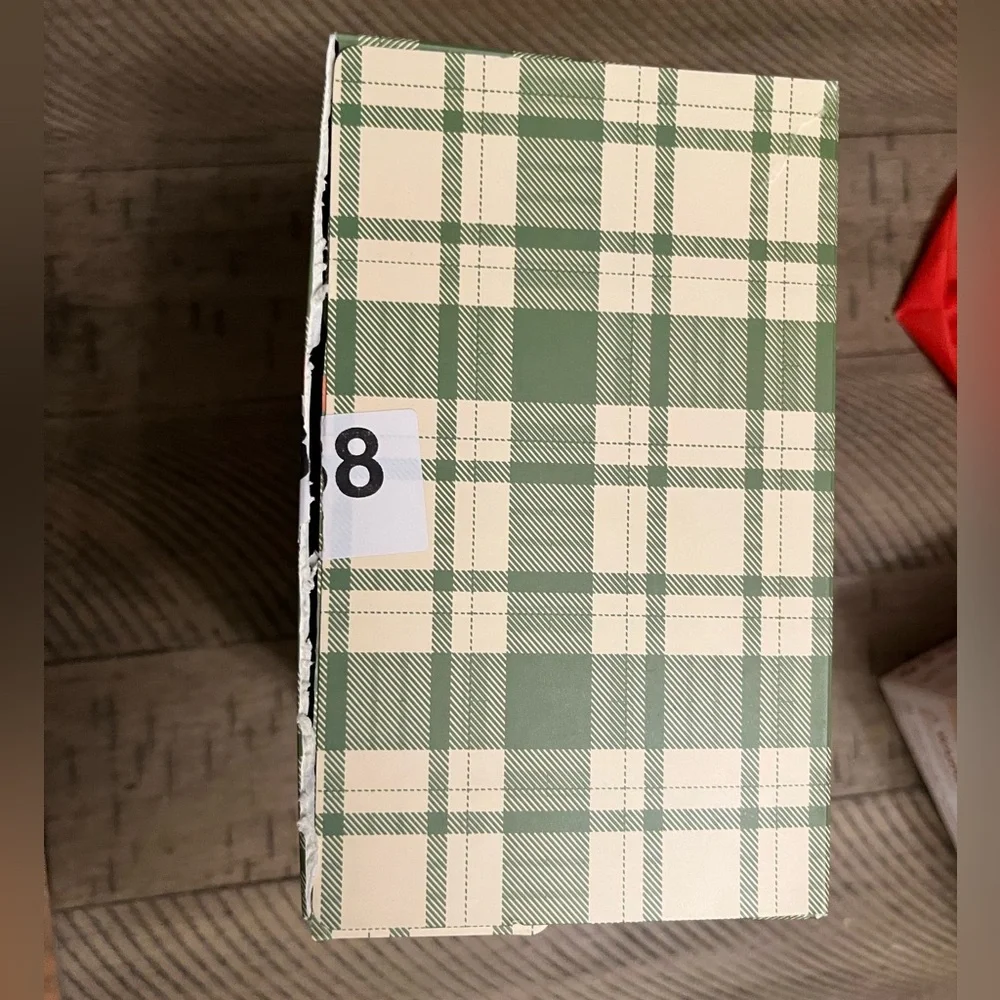 BB3 Christmas Carnival - Confirmed Gingerbread Man - Crying eyes - Picture 7 of 7